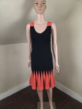 D. Exterior‎ Italy Black & Orange Knit Dress Size S Stretch Fit & Flare Elegant